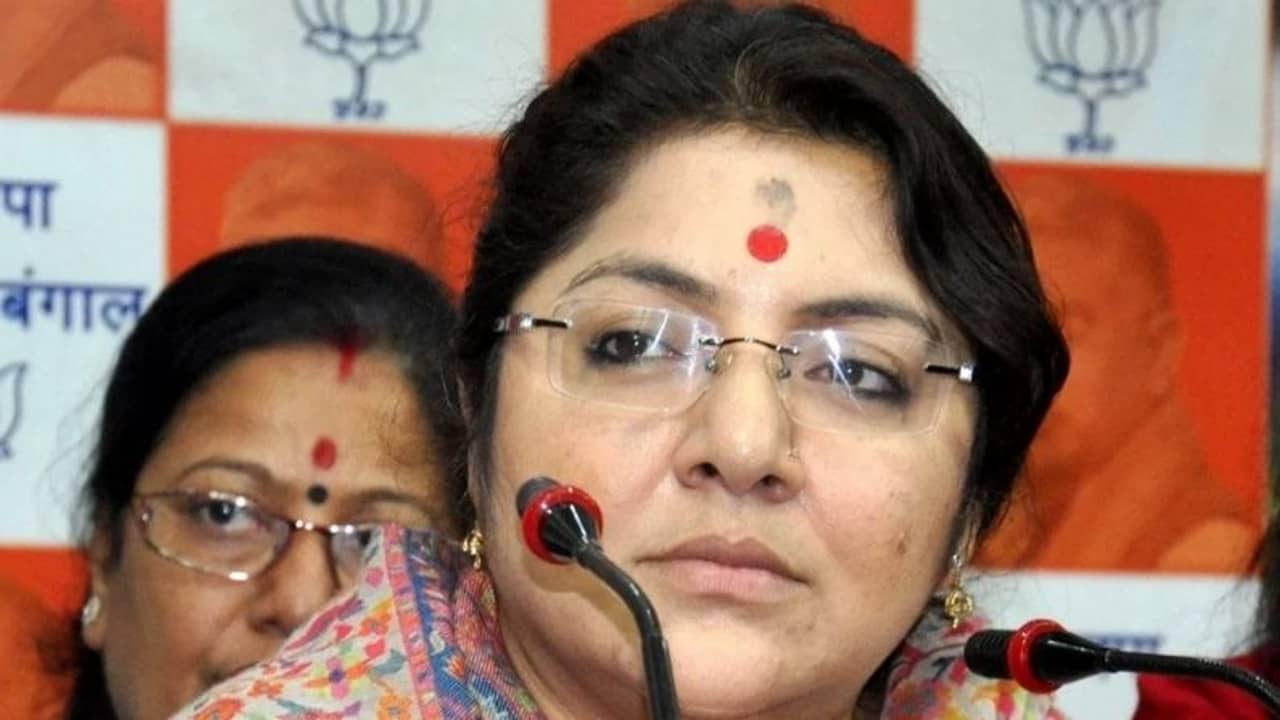 ২ মে-র পর এ রাজ্যে দুয়ারে ধর্ষণ শুরু হয়েছে, সুপ্রিম কোর্টকে সিট গঠনের আবেদন লকেটের