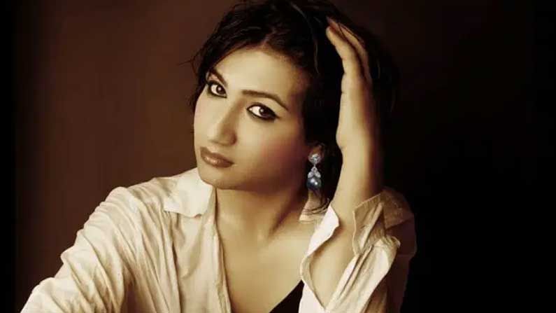 Hammomda tukli dumbali nudistlar