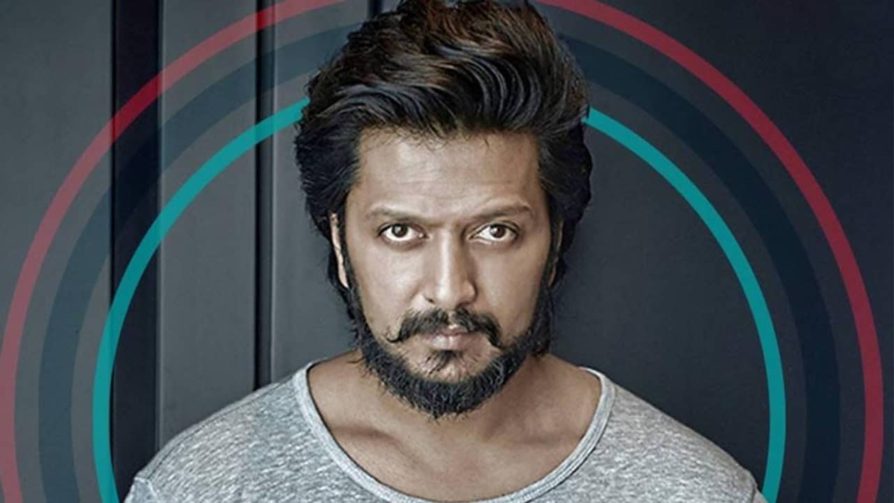 ট্রেন্ডে গা ভাসালেন রীতেশ, ওয়েব দুনিয়ায় ডেবিউ করছেন অভিনেতা