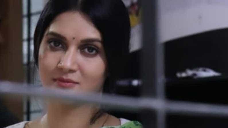 Mithila-Tahsan-Shabnam: গ্রেফতার হতে পারেন সৃজিত-পত্নী বাংলাদেশের অভিনেত্রী রাফিয়াত রশিদ মিথিলা Mithila-Tahsan-Shabnam: গ্রেফতার হতে পারেন সৃজিত-পত্নী বাংলাদেশের অভিনেত্রী রাফিয়াত রশিদ মিথিলা