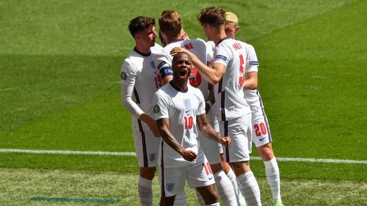 Euro 2020: জয় দিয়ে ইংল্যান্ডের ইউরো অভিযান শুরু, ত্রাতা স্টার্লিং