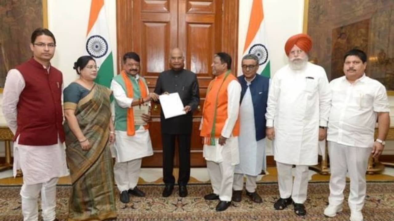 ভোট পরবর্তী হিংসা নিয়ে রাষ্ট্রপতির হস্তক্ষেপ চাইছে বিজেপি, তবে কি অন্য কোনও ইঙ্গিত?