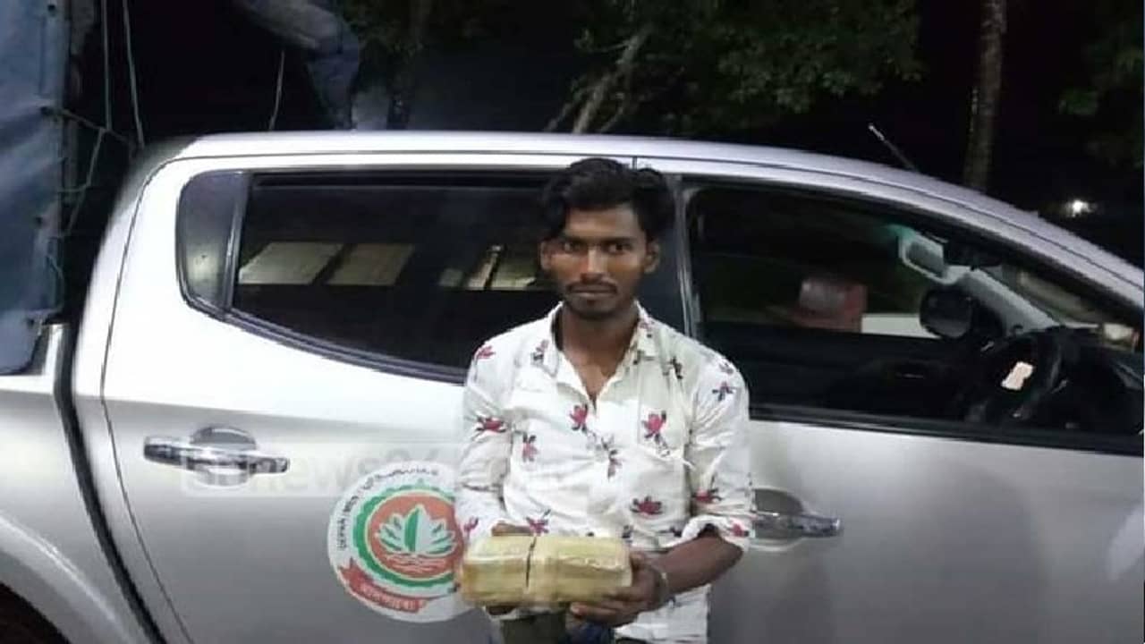 ১০ হাজার ইয়াবা-সহ কক্সবাজার থেকে ধৃত এক রোহিঙ্গা