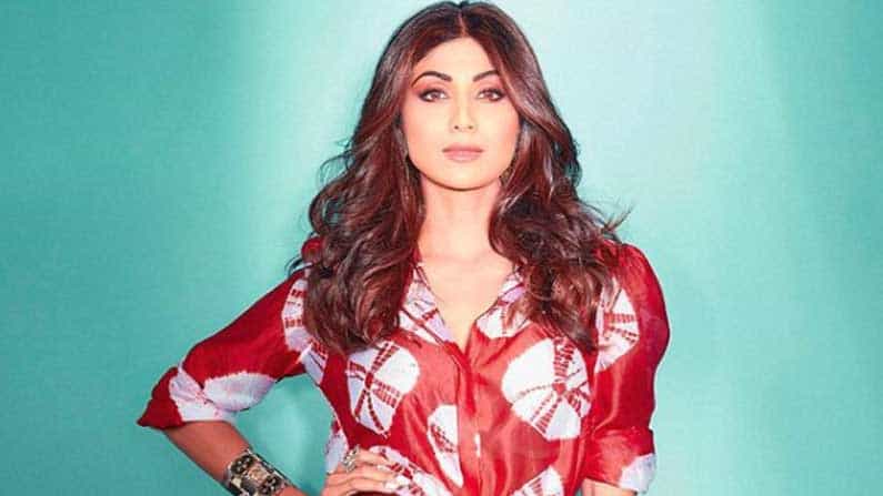 সহজে ক্যালোরি বার্ন করবেন কীভাবে? শেখালেন শিল্পা শেট্টি সহজে ক্যালোরি বার্ন করবেন কীভাবে? শেখালেন শিল্পা শেট্টি