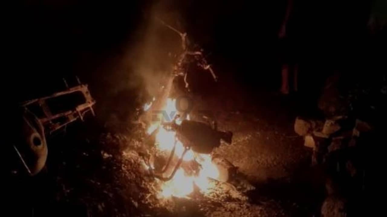 ভাঙল বাড়ি, পুড়ল বাইক! ভোটের পরে সিপিএম-তৃণমূল সংঘর্ষে উত্তপ্ত জামুড়িয়া