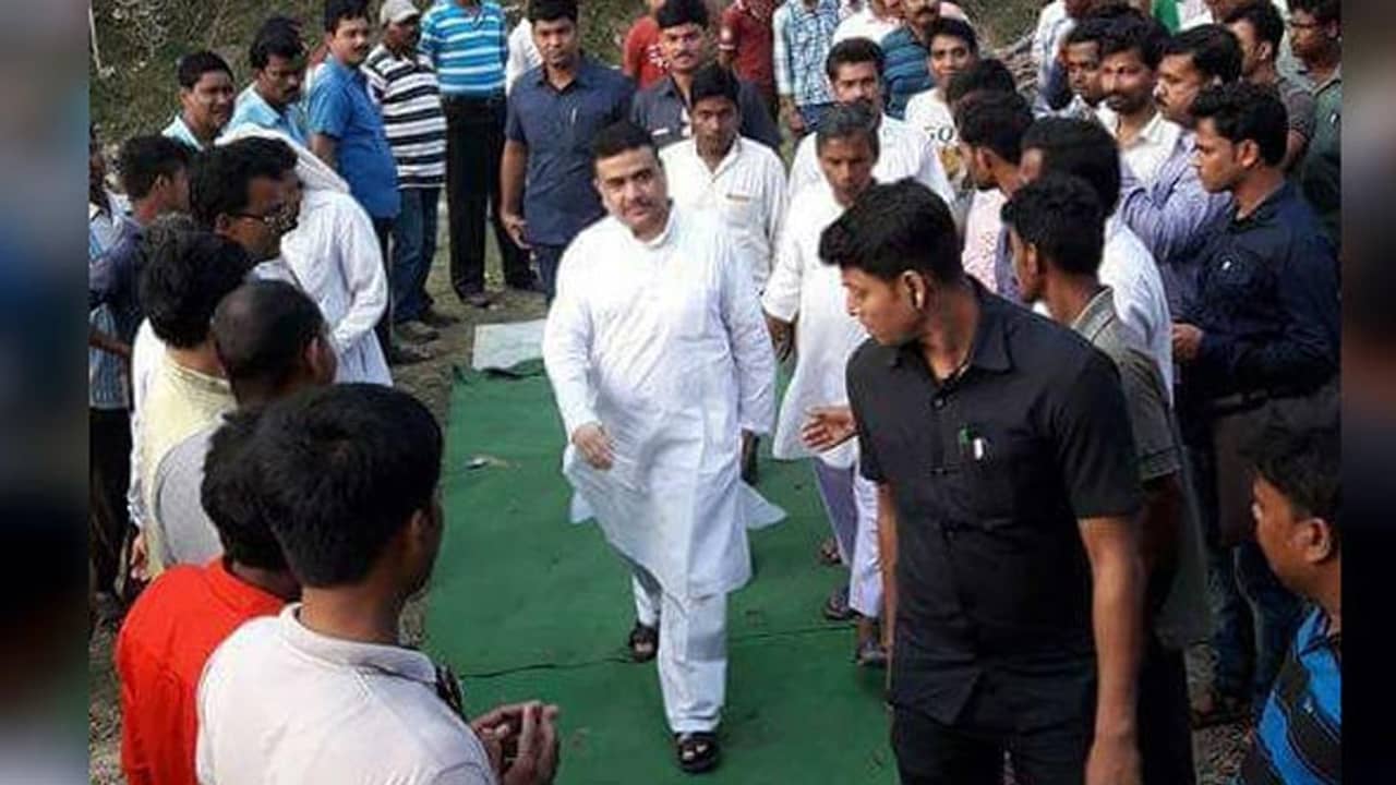 ত্রিপল চুরি নিয়ে রাজ্য পুলিশের নোটিস, গ্রহণ করলেন না শুভেন্দুর দেহরক্ষীরা