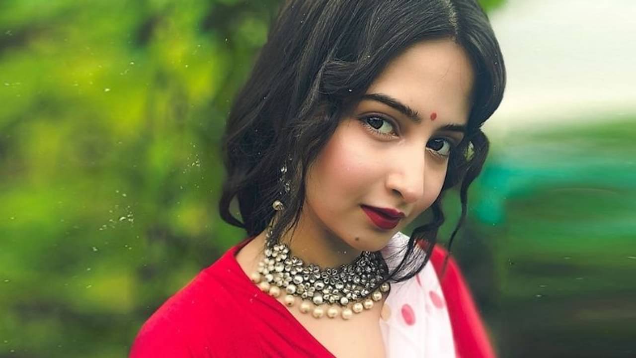 হয়েছে বিচ্ছেদ, পুরনো ভালবাসা ফিরে পেতে চেয়ে পোস্ট শ্রীমার