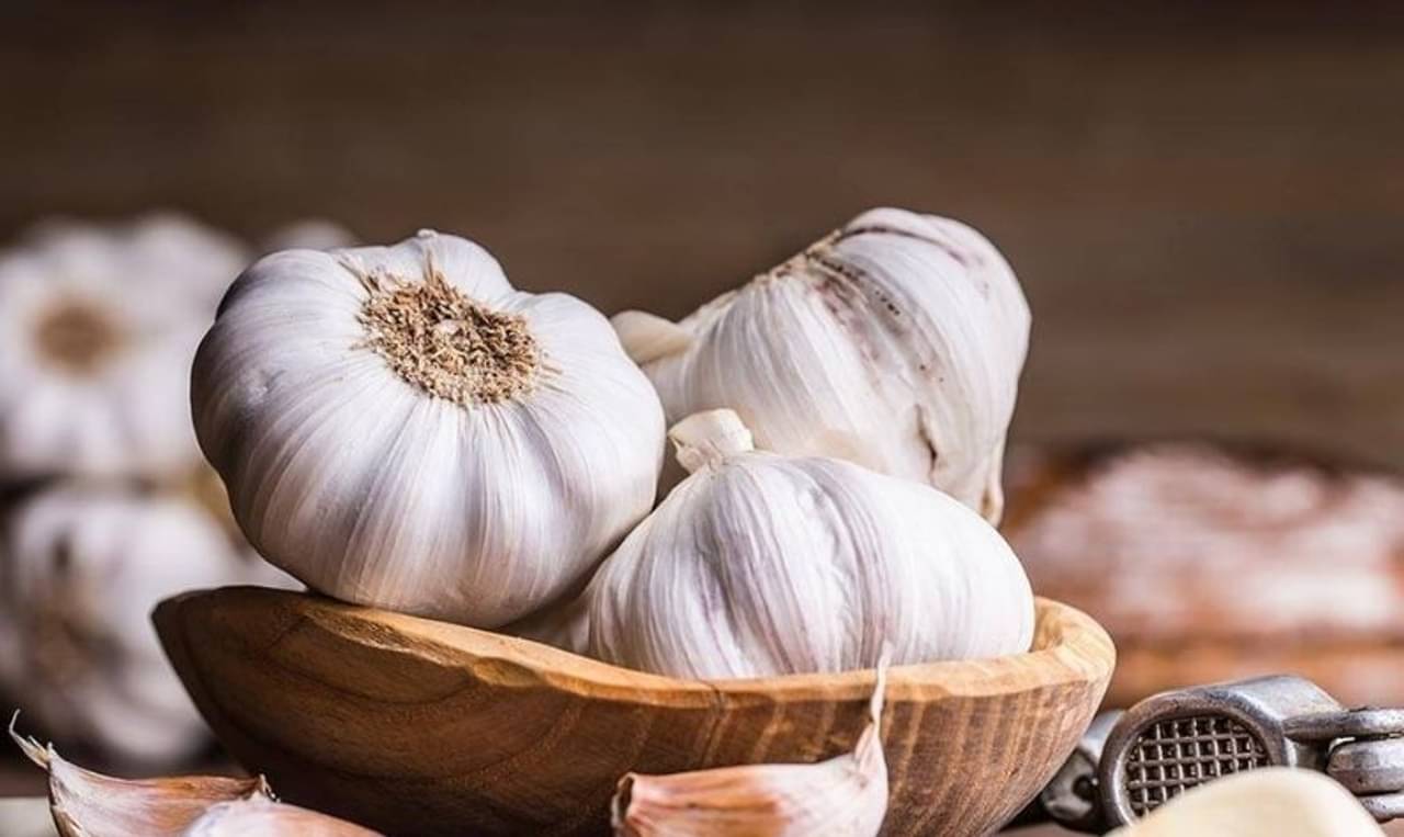 প্রেগন্যান্সির সময়ে রসুন খাচ্ছেন? এখনই সাবধান হোন