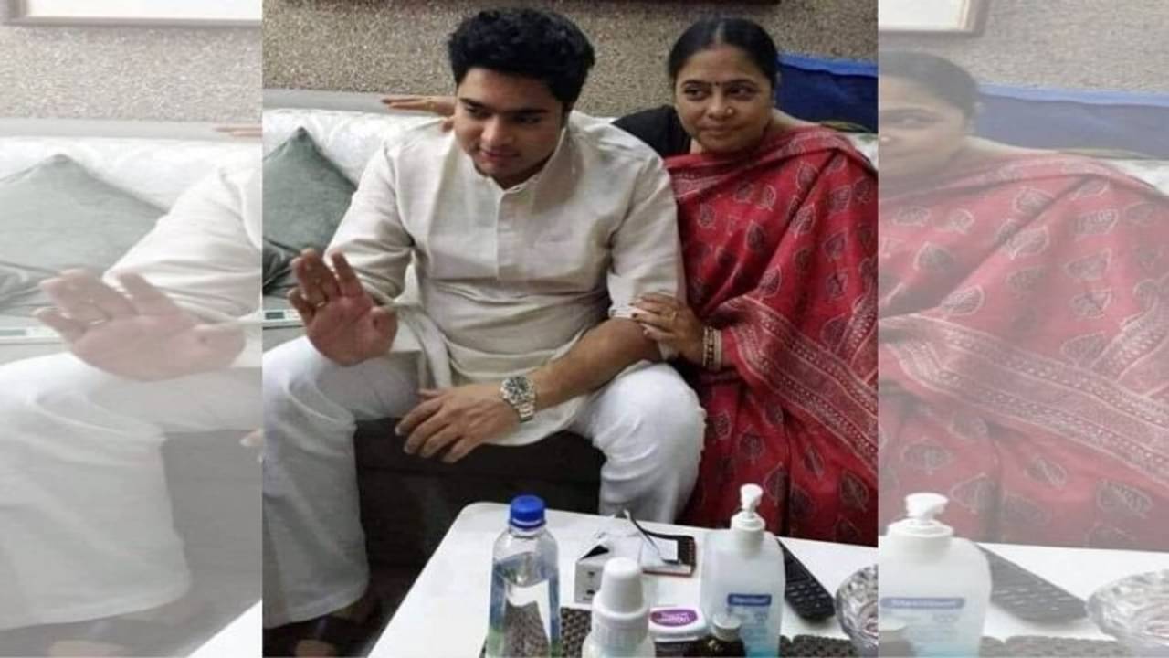 অসুস্থ মাকে দেখতে এসএসকেএম-এ অভিষেক, কেমন আছেন লতাদেবী?