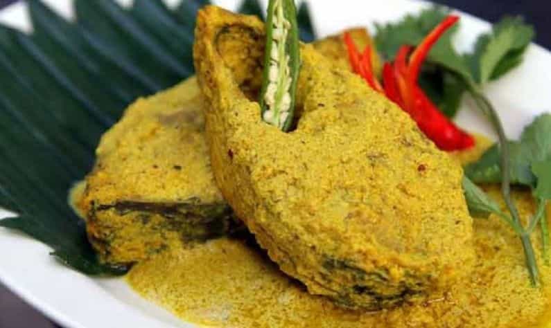 জামাই ষষ্ঠী স্পেশাল রেসিপি: আর ভাপা-দই নয়, বানিয়ে ফেলুন বরিশালী ইলিশ! জামাই ষষ্ঠী স্পেশাল রেসিপি: আর ভাপা-দই নয়, বানিয়ে ফেলুন বরিশালী ইলিশ!
