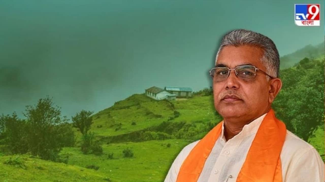 পূর্ব পাকিস্তানকেও আলাদা হতে হয়েছিল, বার্লার বিতর্কে জল ঢাললেও কীসের ইঙ্গিত দিলীপের?