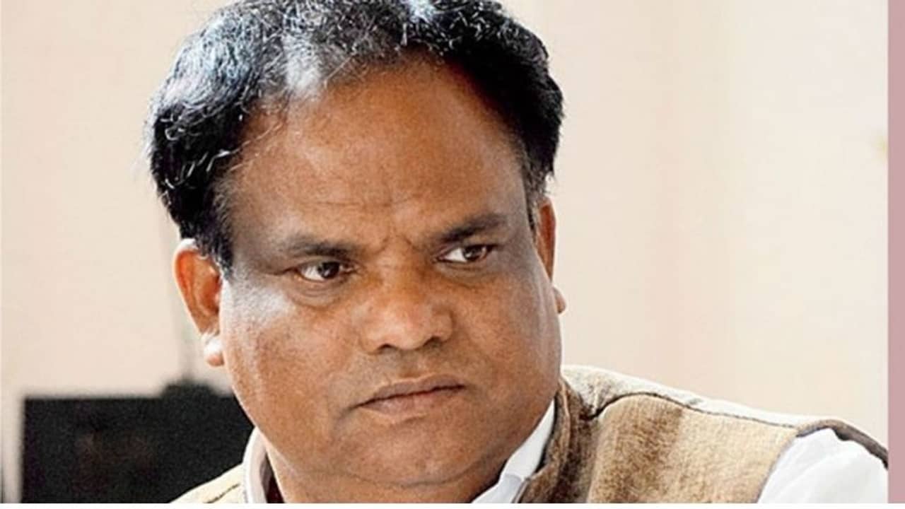 কেন্দ্রীয় মন্ত্রী জমি মাফিয়া! জন বার্লার বিরুদ্ধে অভিযোগ তৃণমূলের