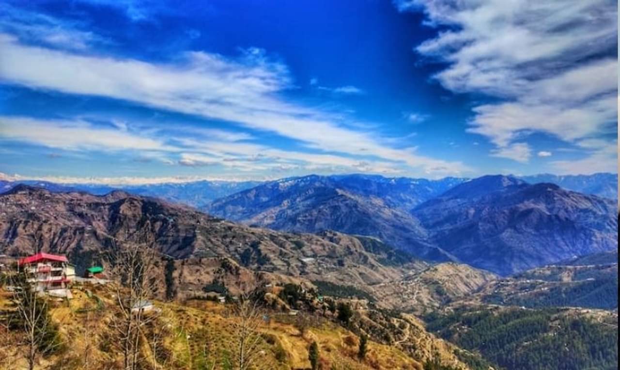 পুজোর ছুটিতে গন্তব্য এবার হিমালয়ের কোলে একচিলতে গ্রাম ফাগু!