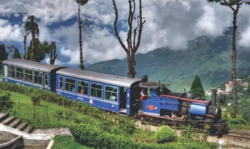 ২৪ ঘণ্টার দার্জিলিং সফরে কী কী দেখবেন, তার গাইড দেওয়া রইল এখানে... ২৪ ঘণ্টার দার্জিলিং সফরে কী কী দেখবেন, তার গাইড দেওয়া রইল এখানে...