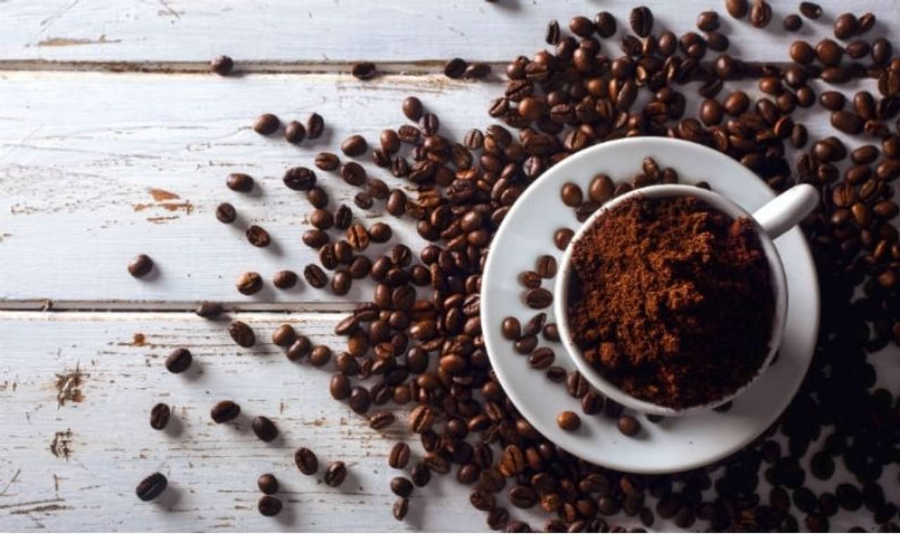 কফির ফেসপ্যাকেই সুস্থ থাকবে ত্বক! ঘরোয়া উপায়ে ফেস প্যাক বানাবেন কীভাবে, জানুন
