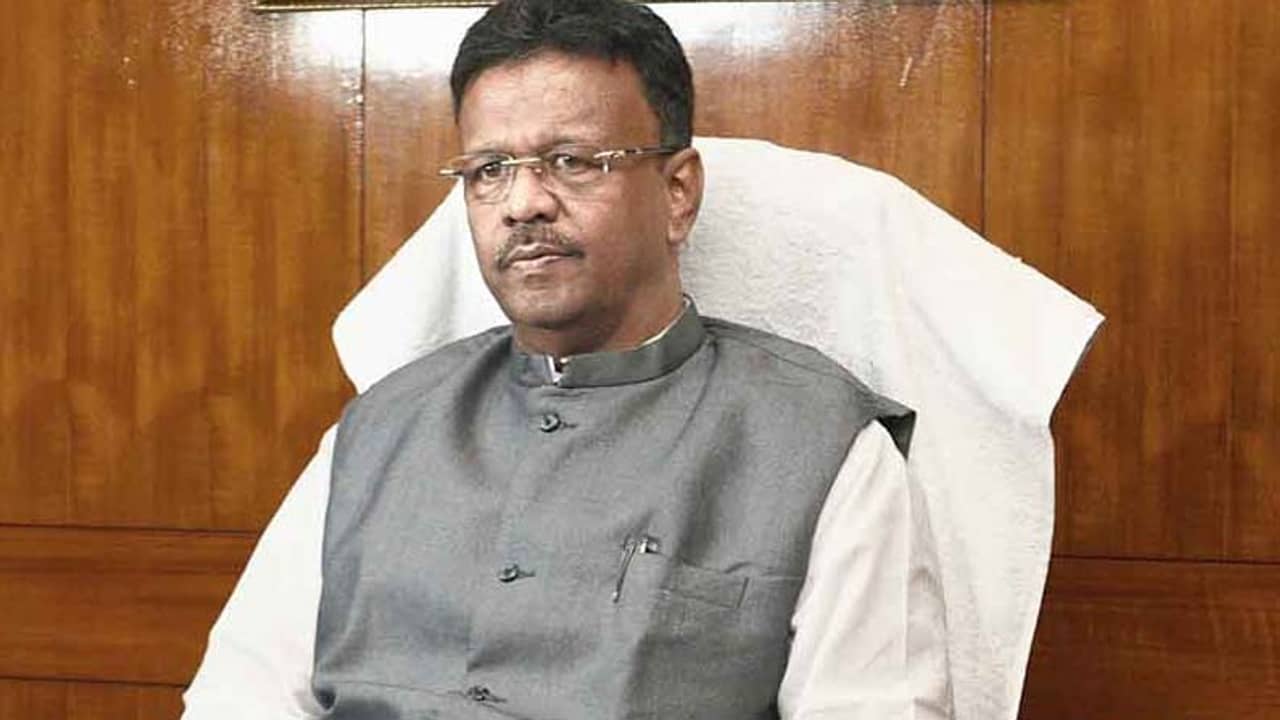 কলকাতা-সহ রাজ্যে কোভ্যাক্সিনের আকাল, টিকা নিয়ে নিশ্চয়তা দিতে পারছেন না মন্ত্রীও!