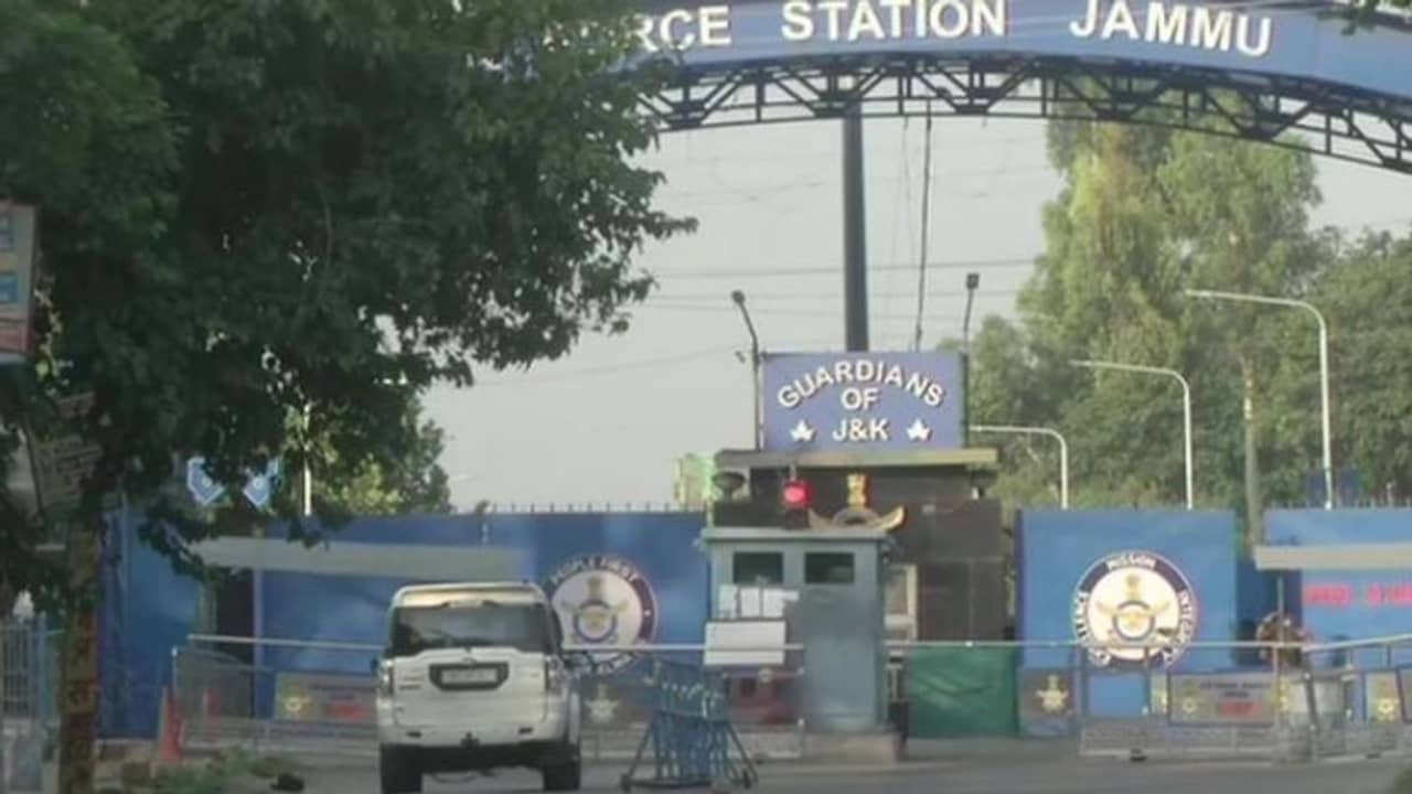 একাধিক বিস্ফোরণের পরিকল্পনা ছিল জঙ্গিগোষ্ঠীর! আরও জোরাল হচ্ছে পাক যোগ