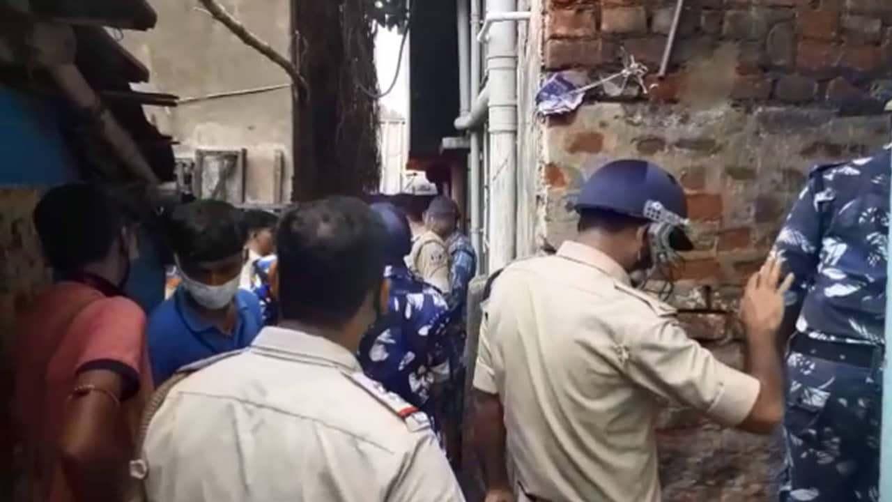 পুলিশ বলছে আমাদের বাঁচান, এই হাল বাংলার, জগদ্দলে বোমাবাজির পর বললেন অর্জুন সিং