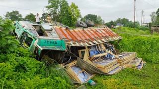 কন্যাশ্রীর টাকা নিয়ে করোনা আক্রান্তদের পাশে ৫ ছাত্রী