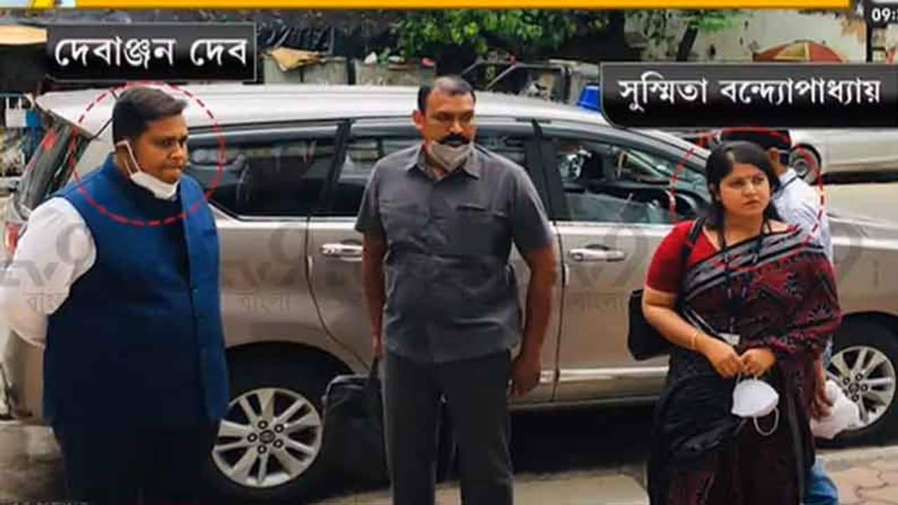 Fake Vaccine: আমিও তো প্রতারিত, দেবাঞ্জন গ্রেফতার হতেই সুর চড়ালেন ডেপুটি সেক্রেটারি সুস্মিতা
