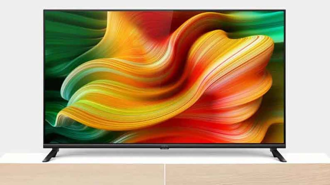 Realme Smart TV: ৩২ ইঞ্চির ফুল এইচডি টিভির সঙ্গে রয়েছে একটি অত্যাধুনিক রিমোট, এই স্মার্টটিভির দাম কত?