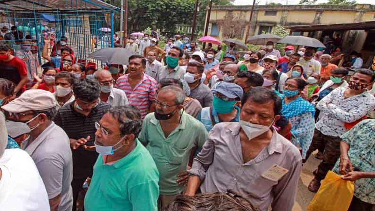 আসন্ন তৃতীয় ঢেউ! পুজোর সময় কী করবেন, পরামর্শ কেন্দ্রের