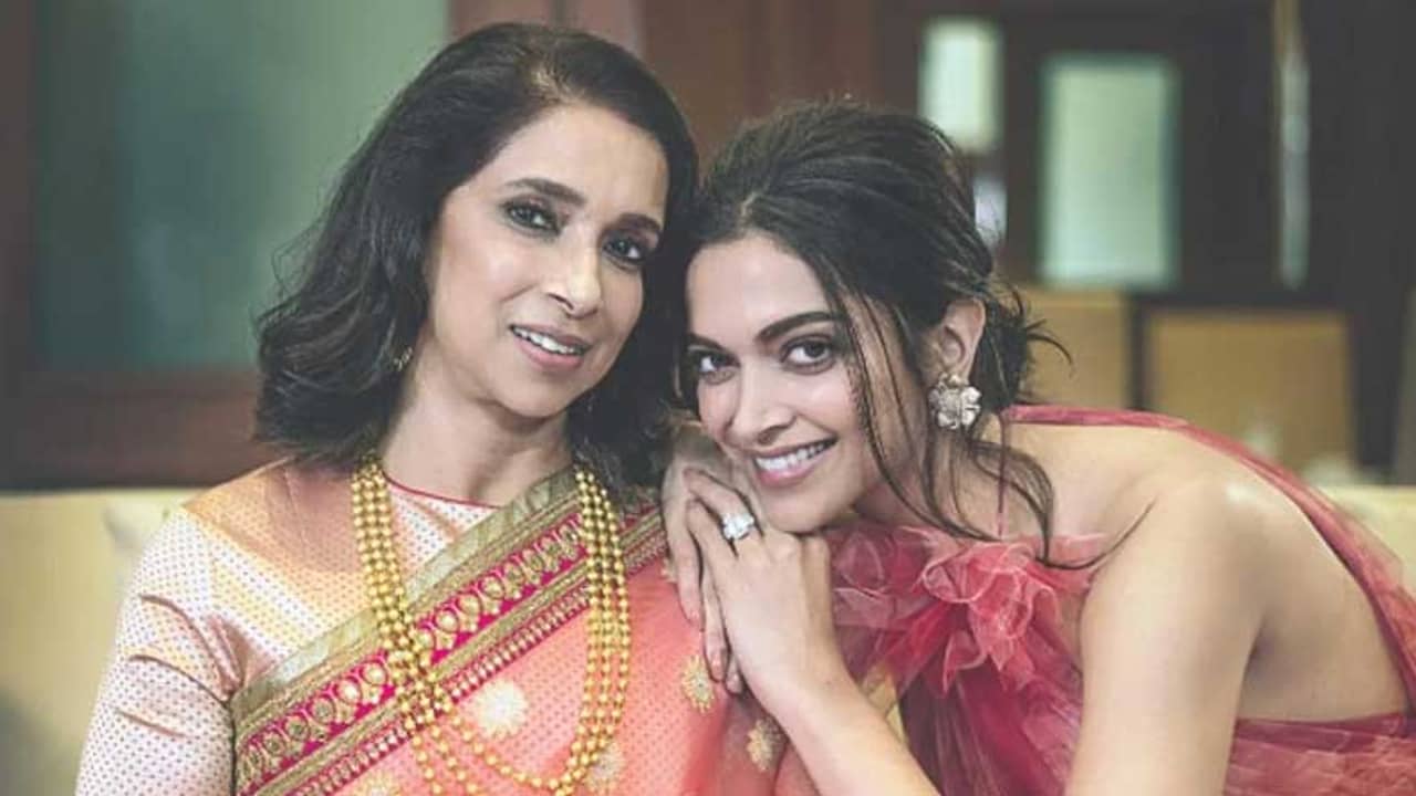 কান্না দেখে মা বুঝেছিলেন ডিপ্রেশনে ভুগছেন দীপিকা