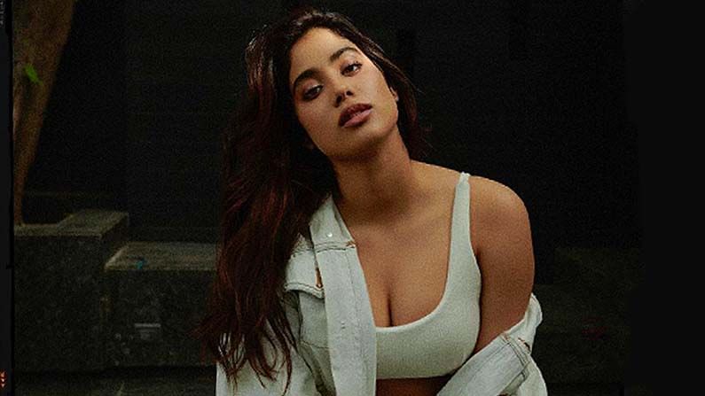 Jahnvi Kapoor: শ্রীদেবী কন্যা জাহ্নবী কাপুর এবার 'হেলেন' রূপে!