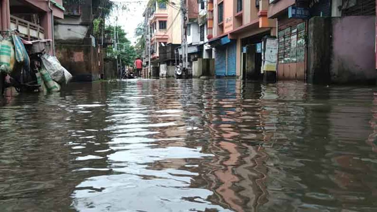 আর কদিন চলবে এই দুর্যোগ? স্পষ্ট করল আবহাওয়া দফতর