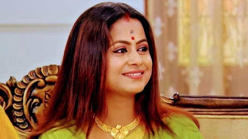 মা হলেন মীনাক্ষী ঘোষ, এখন কেমন আছেন অভিনেত্রী? মা হলেন মীনাক্ষী ঘোষ, এখন কেমন আছেন অভিনেত্রী?