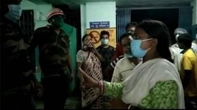 এক জন নিলে ৫০০, দু'জনের ৮৫০! স্বাস্থ্যকেন্দ্রের ভিতরেই রমরমিয়ে ভ্যাকসিনের 'কালোবাজারি' এক জন নিলে ৫০০, দু'জনের ৮৫০! স্বাস্থ্যকেন্দ্রের ভিতরেই রমরমিয়ে ভ্যাকসিনের 'কালোবাজারি'