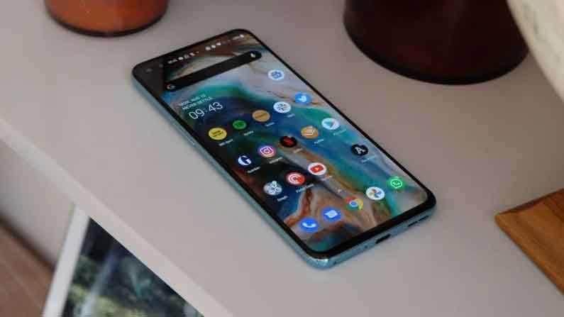 OnePlus Nord 2: কেমন হবে এই ৫জি স্মার্টফোনের ডিসপ্লে? তথ্য প্রকাশ করল সংস্থা