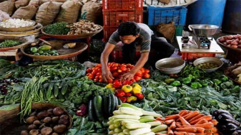 Price Hike: বাজারে চঞ্চলা লক্ষ্মী, আরাধনার আগেই পকেটে ছ্যাঁকা মধ্যবিত্তের! Price Hike: বাজারে চঞ্চলা লক্ষ্মী, আরাধনার আগেই পকেটে ছ্যাঁকা মধ্যবিত্তের!