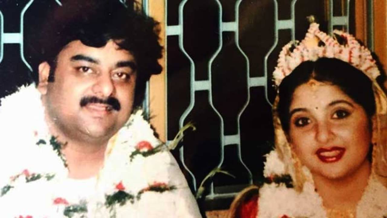 দাম্পত্যের ১৭ বছর পেরিয়ে আবেগপ্রবণ কৌশিকী চক্রবর্তী