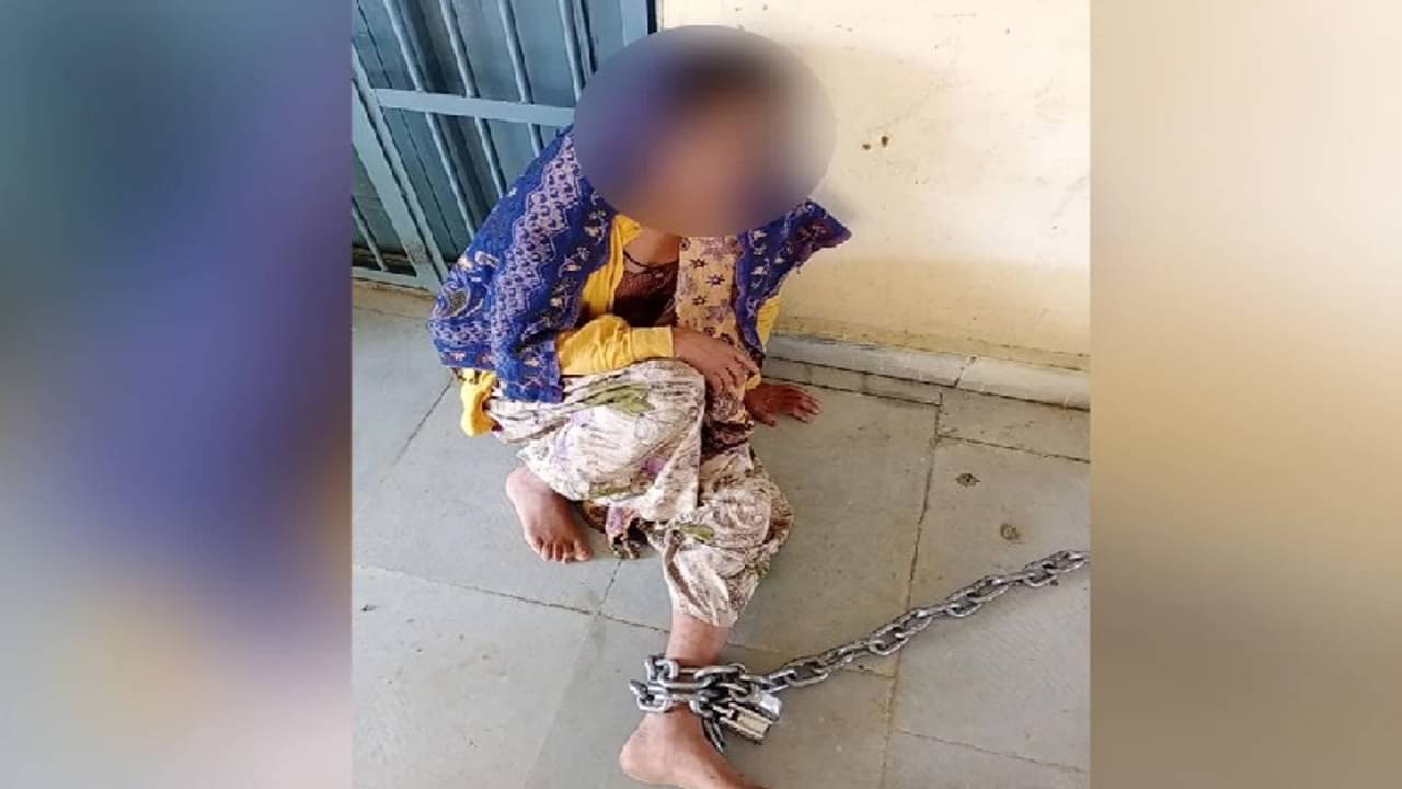 পরকীয়া সন্দেহ, স্ত্রীর পায়ে ৩০ কেজি ওজনের শিকল বাঁধলেন স্বামী