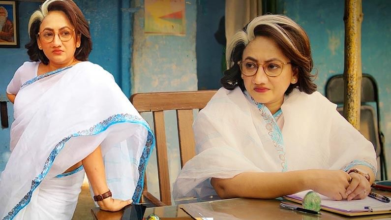 Sreelekha Mitra: নাক 'উঁচু' শ্রীলেখা! নতুন লুকের ছবিতে অভিনেত্রী কি 'গান্ধী'?