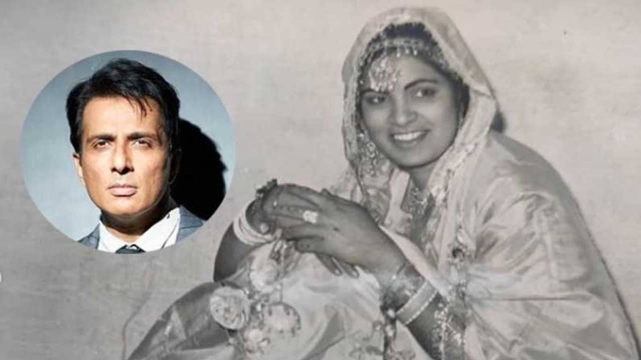 ‘যদি তোমাকে জড়িয়ে ধরে শুভেচ্ছা জানাতে পারতাম’, মায়ের জন্মদিনে ইমোশনাল সোনু