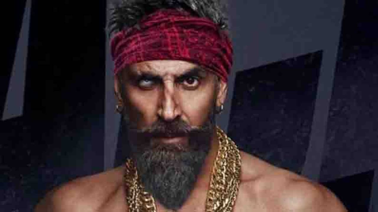 ২০০ জন শিল্পীর সঙ্গে কী করবেন ডাকু অক্ষয়?