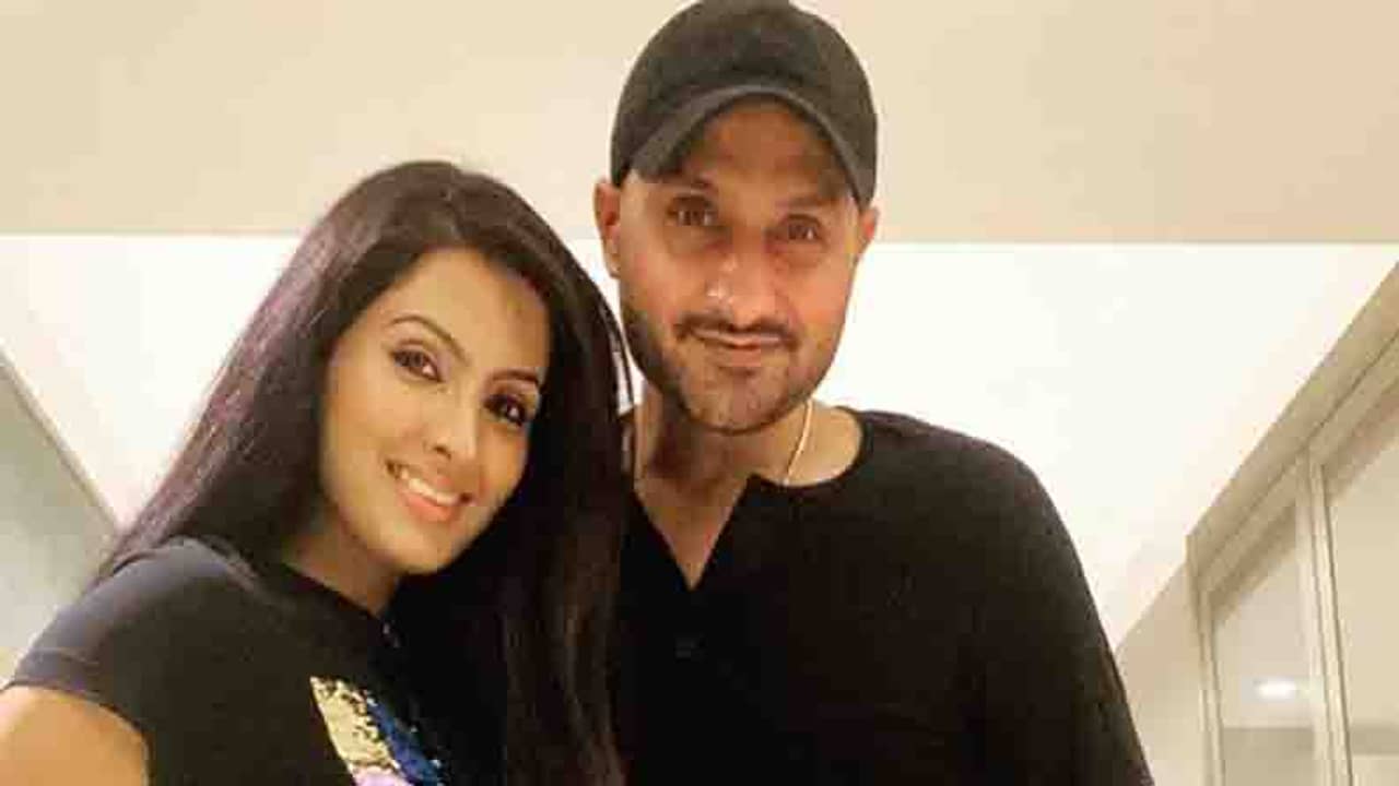 ছেলের কী নাম রাখলেন হরভজন সিং ও গীতা বাসরা