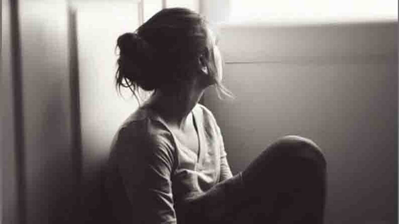 আপনার কি ঘনঘন মন খারাপ হয়? হতে পারে ভিটামিন ডি-এর অভাব