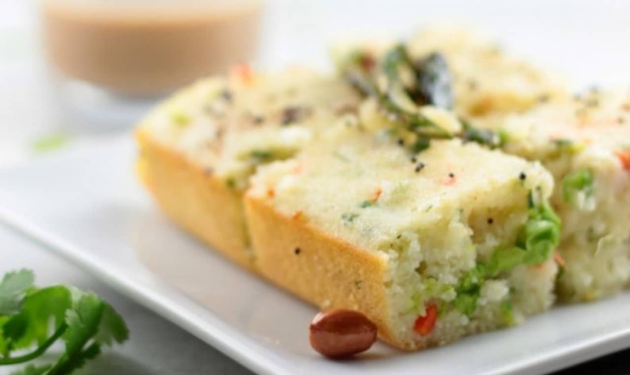 বেকড সুজি দিয়ে শুরু হোক রবিবারের সকাল! রেসিপিটা জেনে নিন