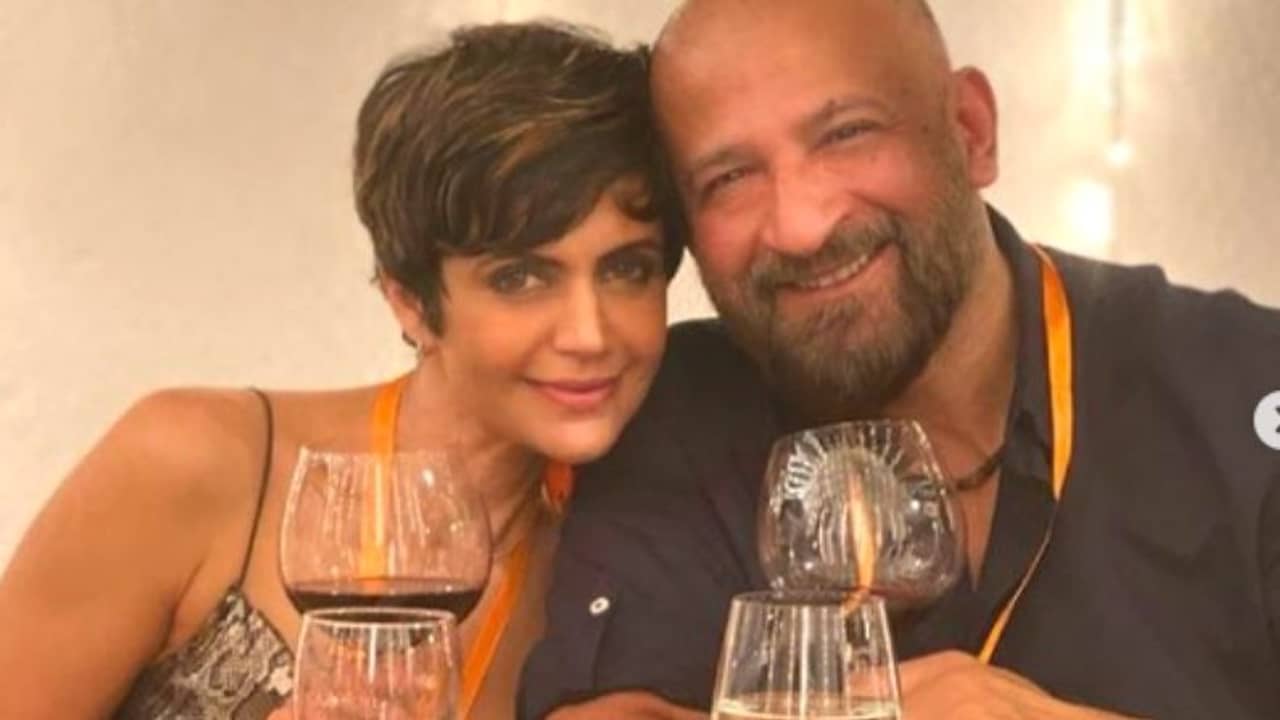 চুরমার হওয়া এক হৃদয়: রাজের মৃত্যুর পর প্রথম বার পোস্ট মন্দিরার