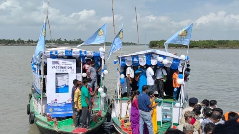 ইয়াস বিধ্বস্ত সুন্দরবনে শুরু 'ভ্যাকসিনেশন অন বোট', নৌকায় টিকা পেলেন কুমিরমারির মানুষ