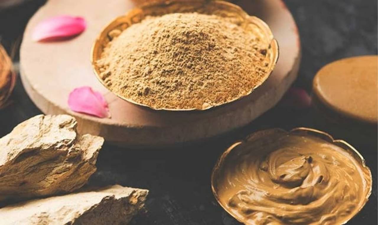 Multani Mitti Face Pack: মুলতানি মাটির সঙ্গে কী মেশালে ব্রণ দূর হবে দ্রুত, জানেন?