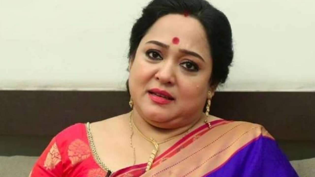 রথের মেলাতেই একবার ছেলেধরা নিয়ে যাচ্ছিল আমায়, তখন মাত্র দুই: অপরাজিতা আঢ্য