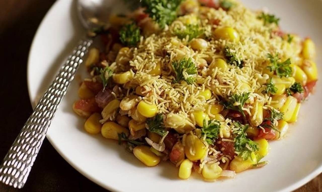 Chaat Recipe: খিদের পেটে খান এই স্বাস্থ্যকর সুইট কর্ন চাট! রইল রেসিপি...