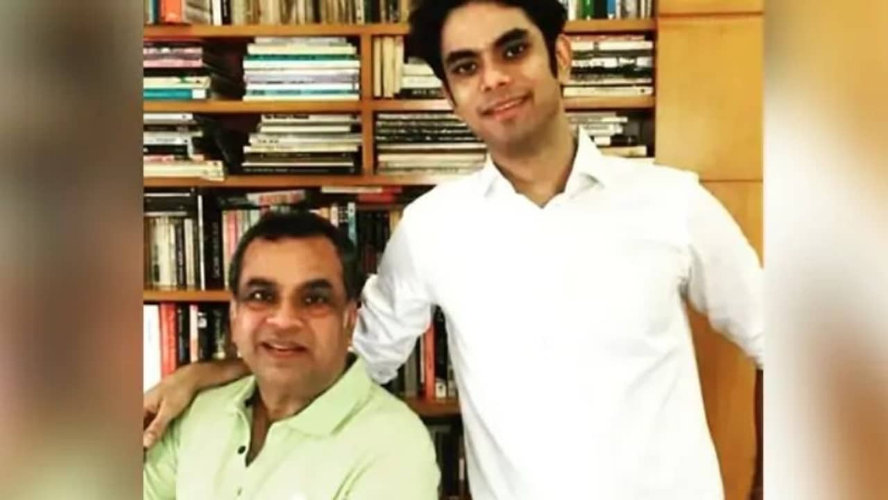 অত পয়সাই নেই আমার, তাই ছেলেকে বলিউডে লঞ্চ করিনি: পরেশ রাওয়াল