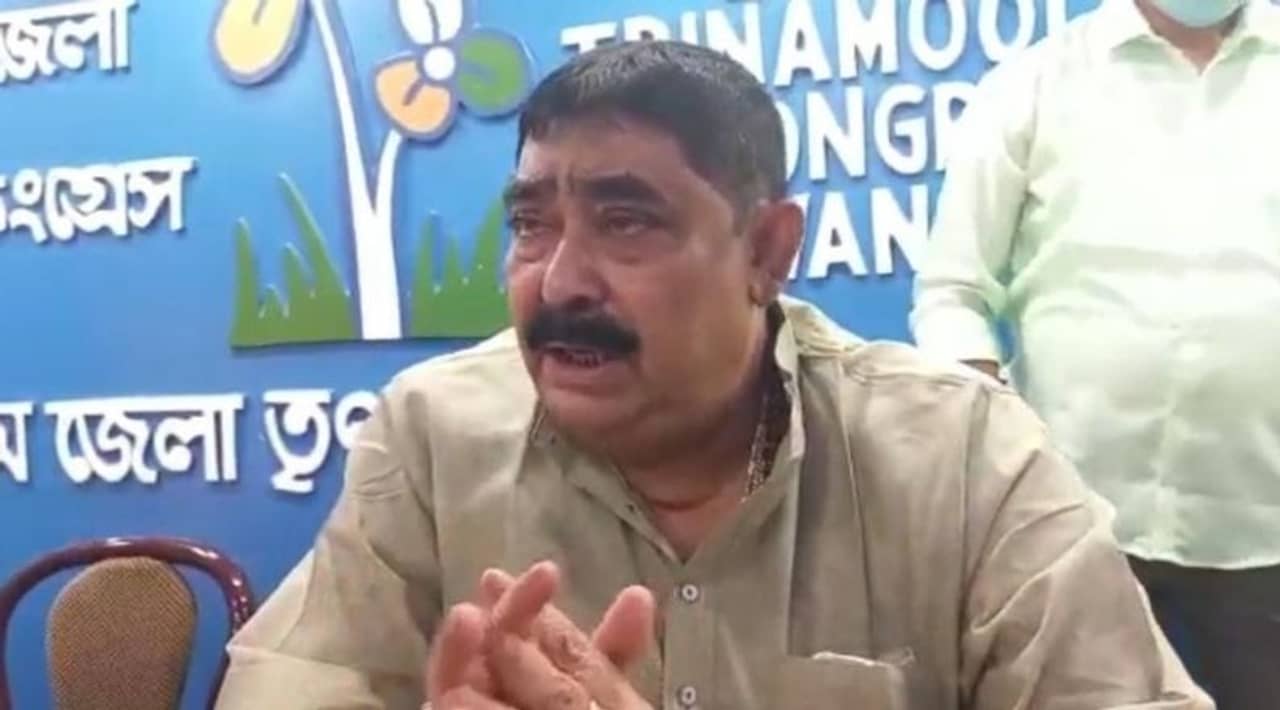 বুদ্ধদেব অনেক বড় নেতা হবে, বাম-গেরুয়া শিবিরে ভাঙন ধরিয়ে মন্তব্য অনুব্রতর