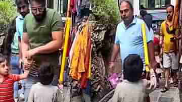 Viral Video: মাস্ক কোথায়? মাস্ক পরো... ধর্মশালার ব্যস্ত রাস্তায় পর্যটকদের কাছে অনুরোধ বাচ্চা ছেলের