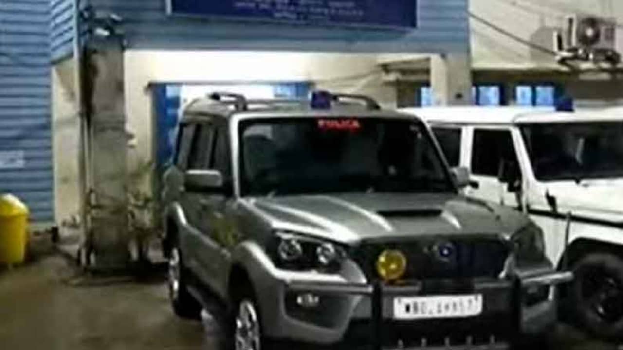 ফাঁকা নার্সিংহোমে ওয়েব সিরিজের শ্যুটিংয়ের মাঝেই ঢুকে পড়েন ওঁরা, তারপর গোটাটাই রহস্য...